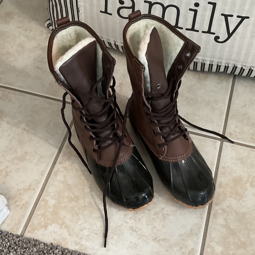 Totes Brown and Black Boots